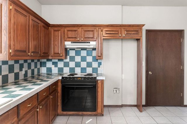 20945 NE 50th Street, Harrah, OK 73045