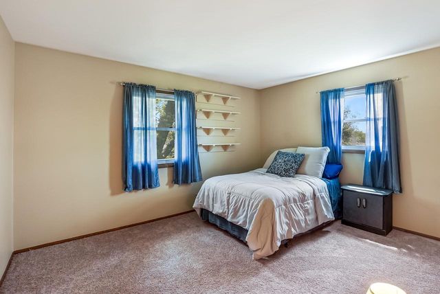 1232 Chippewa DRIVE, Waukesha, WI 53186