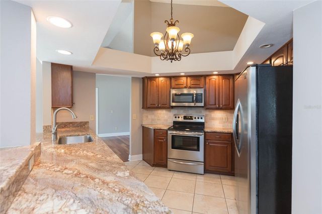 1405 OXFORDSHIRE COURT, Brandon, FL 33510
