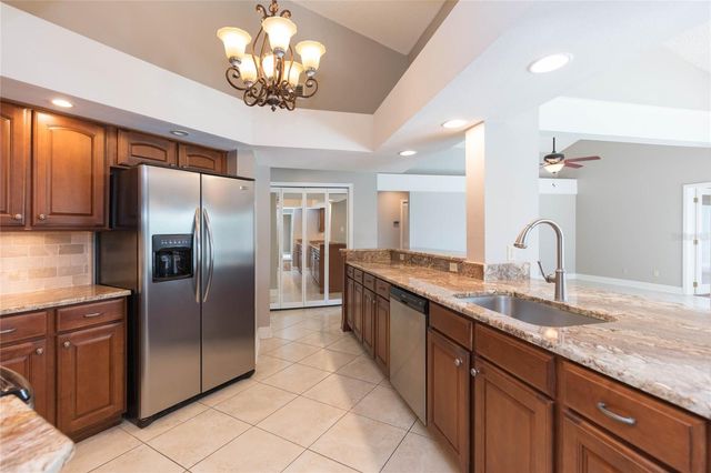 1405 OXFORDSHIRE COURT, Brandon, FL 33510