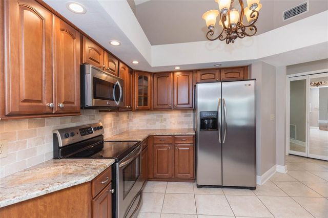 1405 OXFORDSHIRE COURT, Brandon, FL 33510