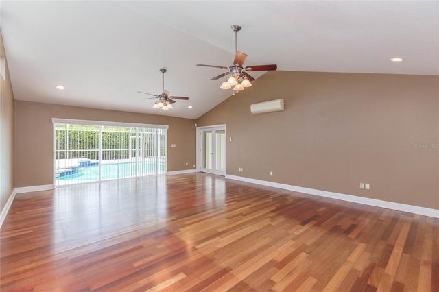 1405 OXFORDSHIRE COURT, Brandon, FL 33510