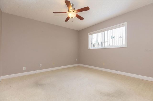 1405 OXFORDSHIRE COURT, Brandon, FL 33510