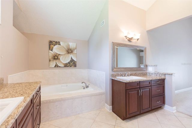 1405 OXFORDSHIRE COURT, Brandon, FL 33510