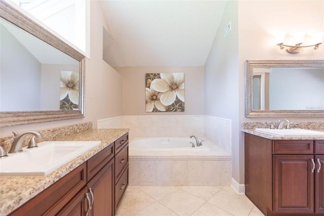 1405 OXFORDSHIRE COURT, Brandon, FL 33510