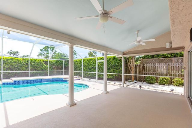 1405 OXFORDSHIRE COURT, Brandon, FL 33510