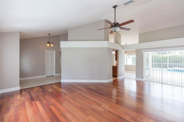 1405 OXFORDSHIRE COURT, Brandon, FL 33510