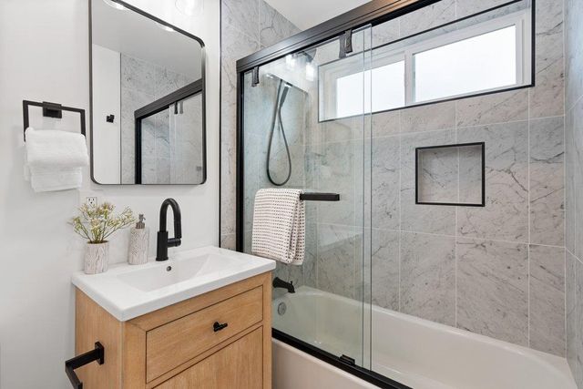 576 Green Manor Court, Palo Alto, CA 94301