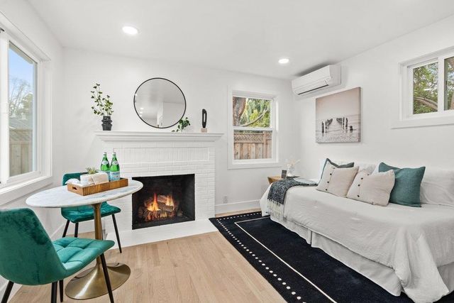 576 Green Manor Court, Palo Alto, CA 94301