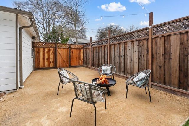 576 Green Manor Court, Palo Alto, CA 94301