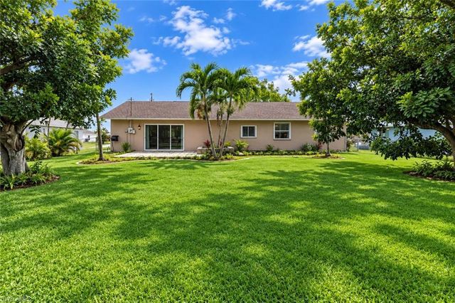 715 9th AVE, Cape Coral, FL 33990