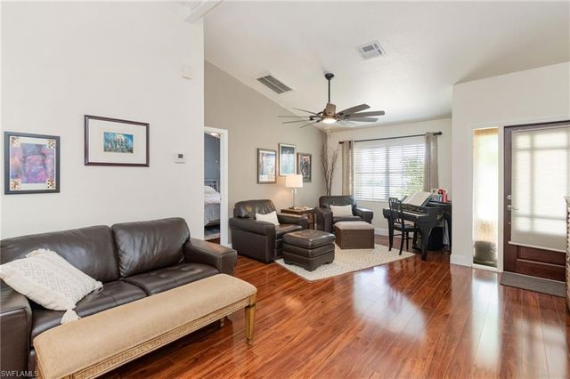 715 9th AVE, Cape Coral, FL 33990