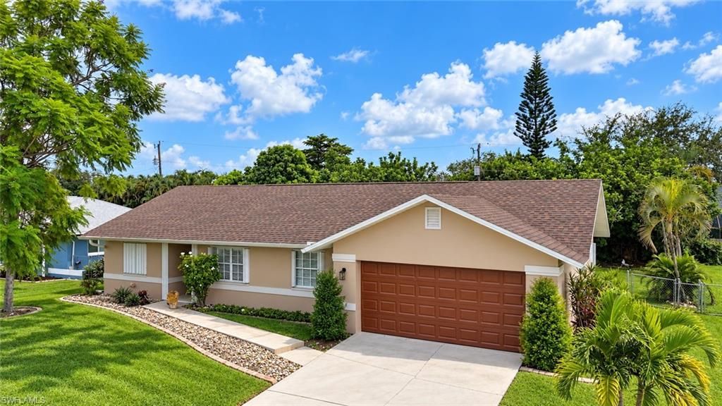 715 9th AVE, Cape Coral, FL 33990