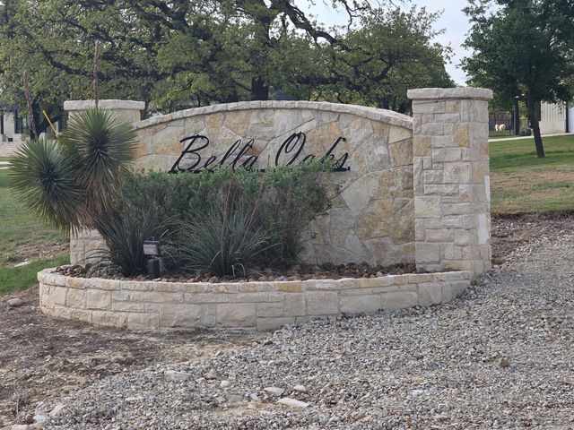 2113 Jeremy Street, Tolar, TX 76476