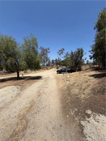 18373 Avenue D, Perris, CA 92570