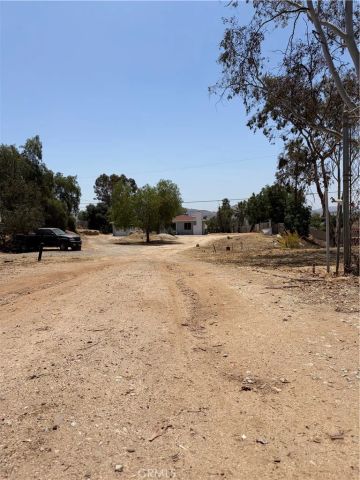 18373 Avenue D, Perris, CA 92570