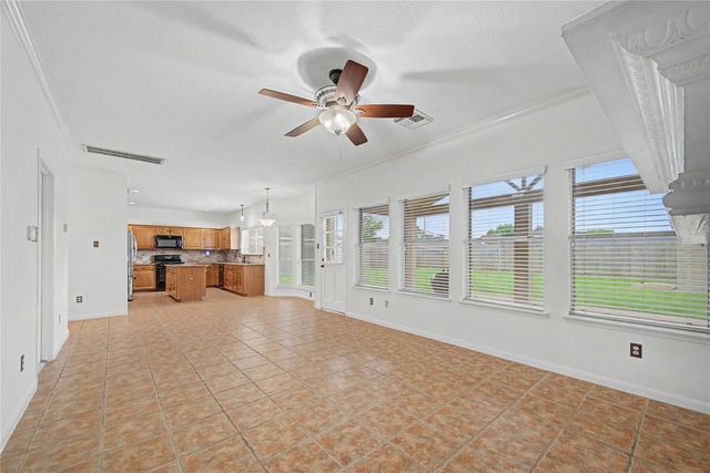 7018 Royal Knoll Court, Pasadena, TX 77505