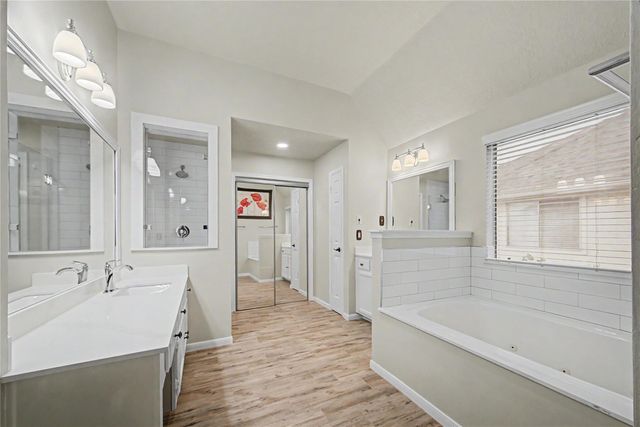 7018 Royal Knoll Court, Pasadena, TX 77505