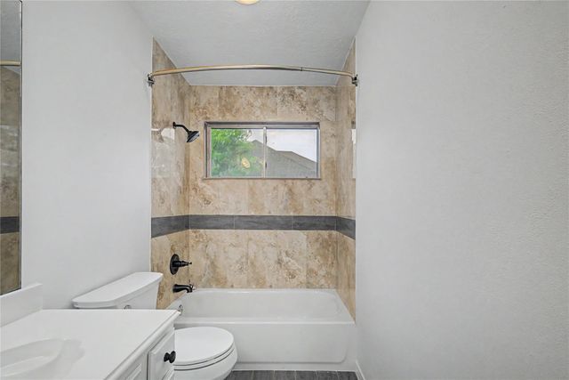 7018 Royal Knoll Court, Pasadena, TX 77505