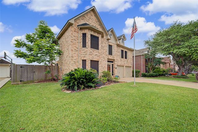 7018 Royal Knoll Court, Pasadena, TX 77505