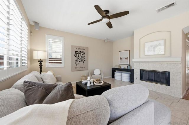 11478 Swan Lake, San Diego, CA 92131