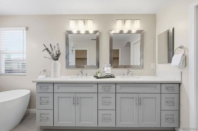 11478 Swan Lake, San Diego, CA 92131