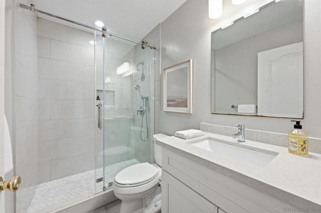 11478 Swan Lake, San Diego, CA 92131