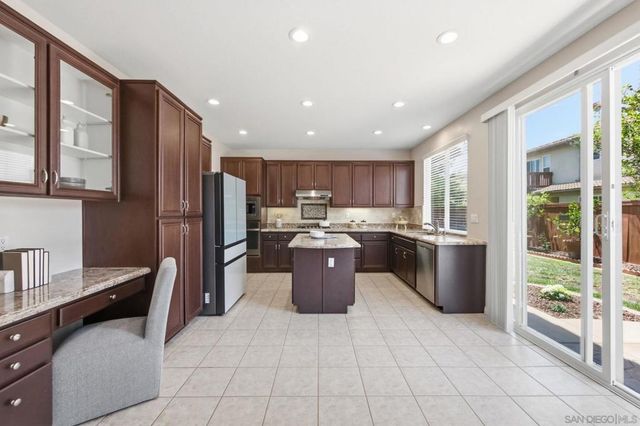 11478 Swan Lake, San Diego, CA 92131