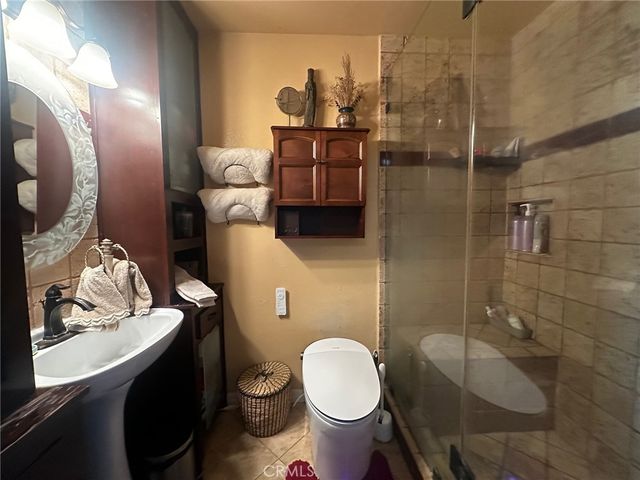 5246 Saint George, Westminster, CA 92683