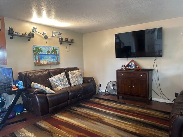 5246 Saint George, Westminster, CA 92683