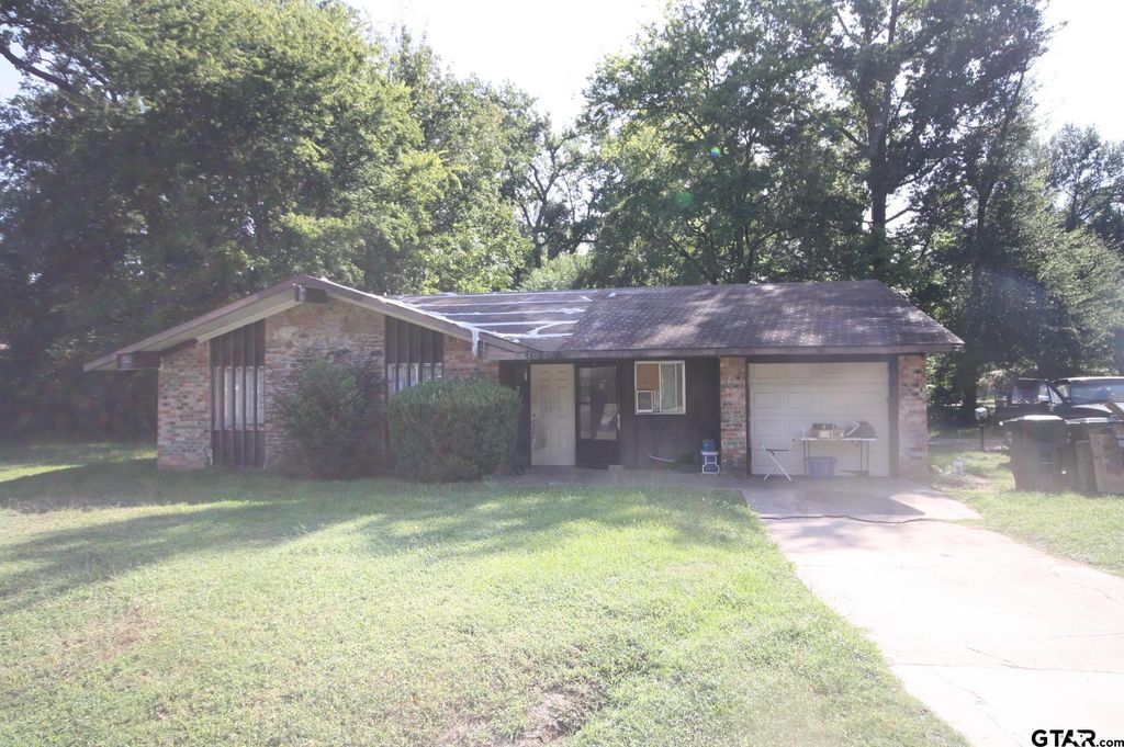 2305 Cecil Ave, Tyler, TX 75702