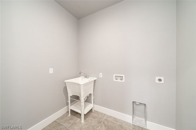 2458 NW 21st TER, Cape Coral, FL 33993