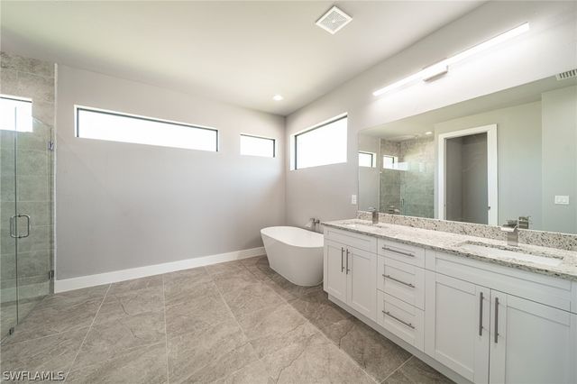 2458 NW 21st TER, Cape Coral, FL 33993