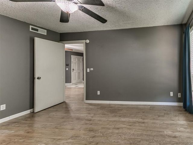 801 Cardinal Creek Boulevard C, Norman, OK 73072
