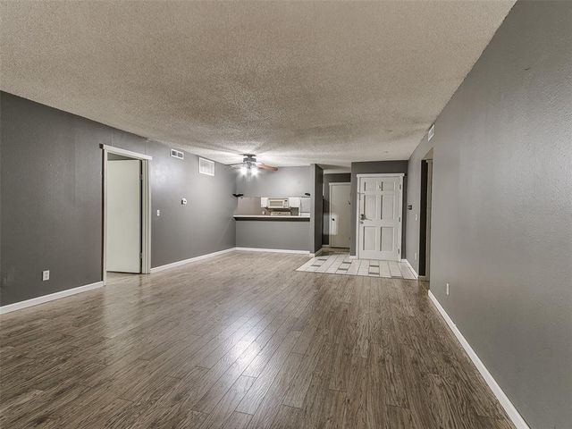 801 Cardinal Creek Boulevard C, Norman, OK 73072