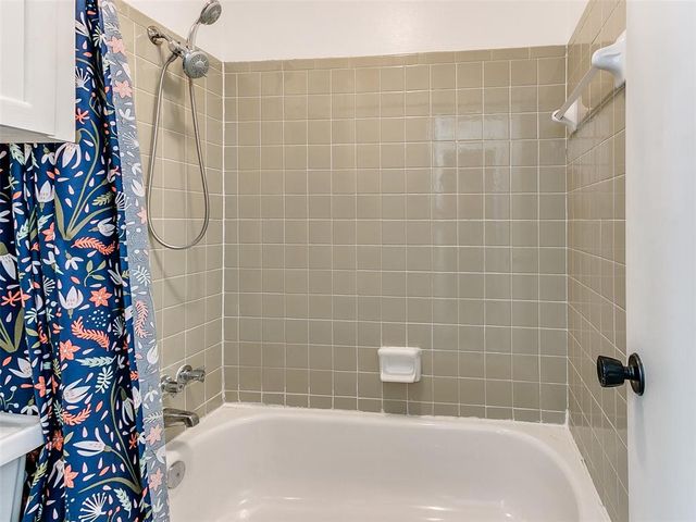 801 Cardinal Creek Boulevard C, Norman, OK 73072