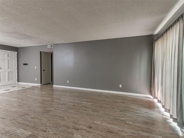 801 Cardinal Creek Boulevard C, Norman, OK 73072