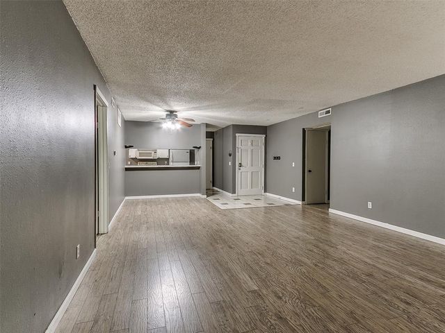 801 Cardinal Creek Boulevard C, Norman, OK 73072