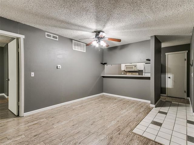 801 Cardinal Creek Boulevard C, Norman, OK 73072