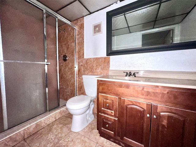 3321 NW 47th Terrace 232, Lauderdale Lakes, FL 33319