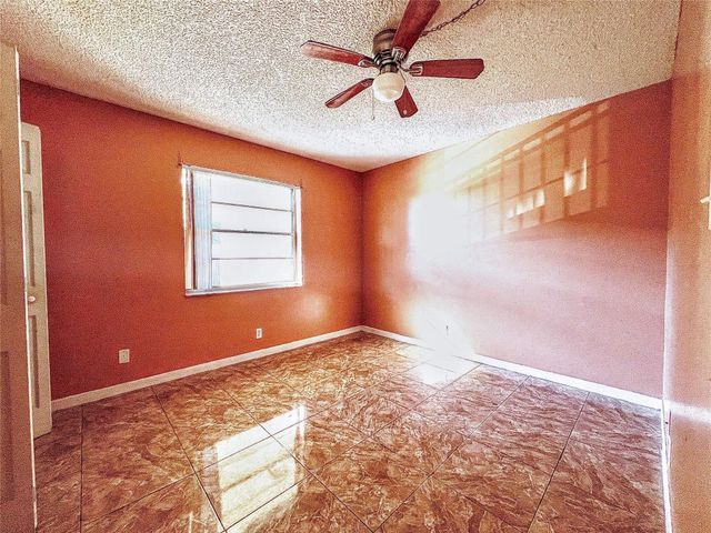 3321 NW 47th Terrace 232, Lauderdale Lakes, FL 33319