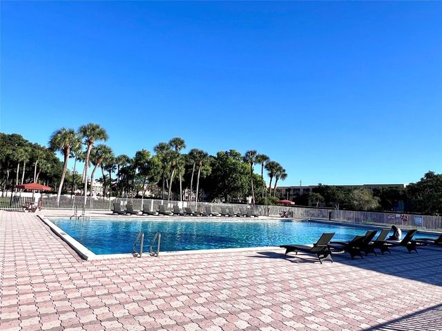 3321 NW 47th Terrace 232, Lauderdale Lakes, FL 33319