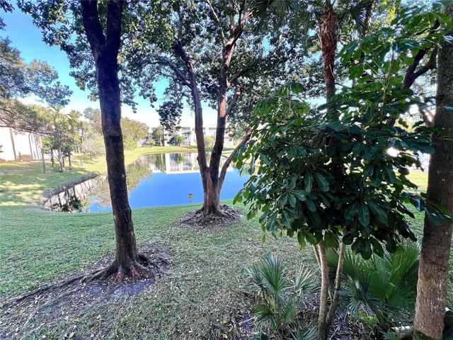 3321 NW 47th Terrace 232, Lauderdale Lakes, FL 33319