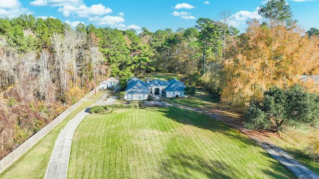 1024 Hatchell Ln, Denham Springs, LA 70726