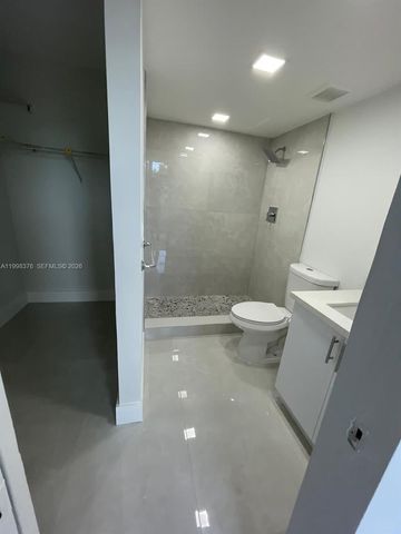 9460 Tangerine Pl 404, Davie, FL 33324