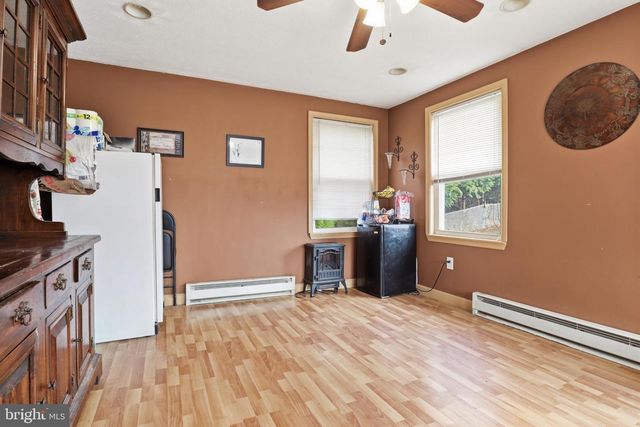 715 CLASTER BLVD, Dauphin, PA 17018