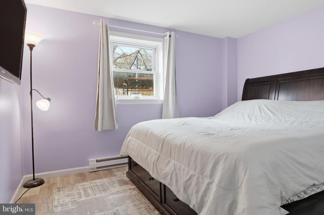 715 CLASTER BLVD, Dauphin, PA 17018