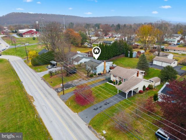 715 CLASTER BLVD, Dauphin, PA 17018