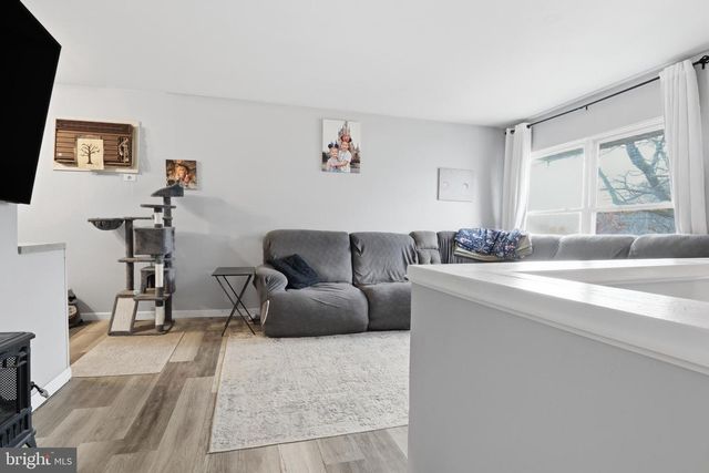 715 CLASTER BLVD, Dauphin, PA 17018