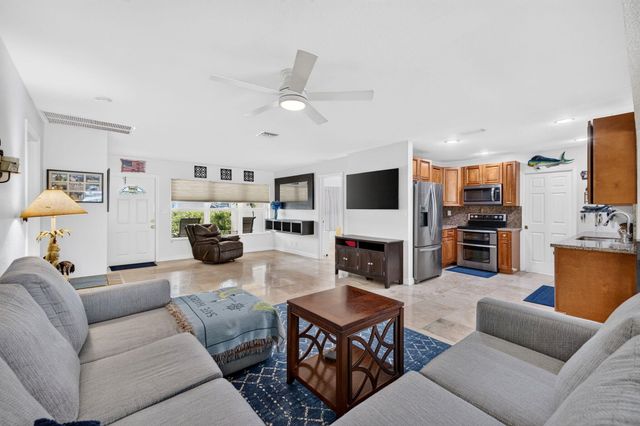 943 NAUTILUS Isle, Dania Beach, FL 33004
